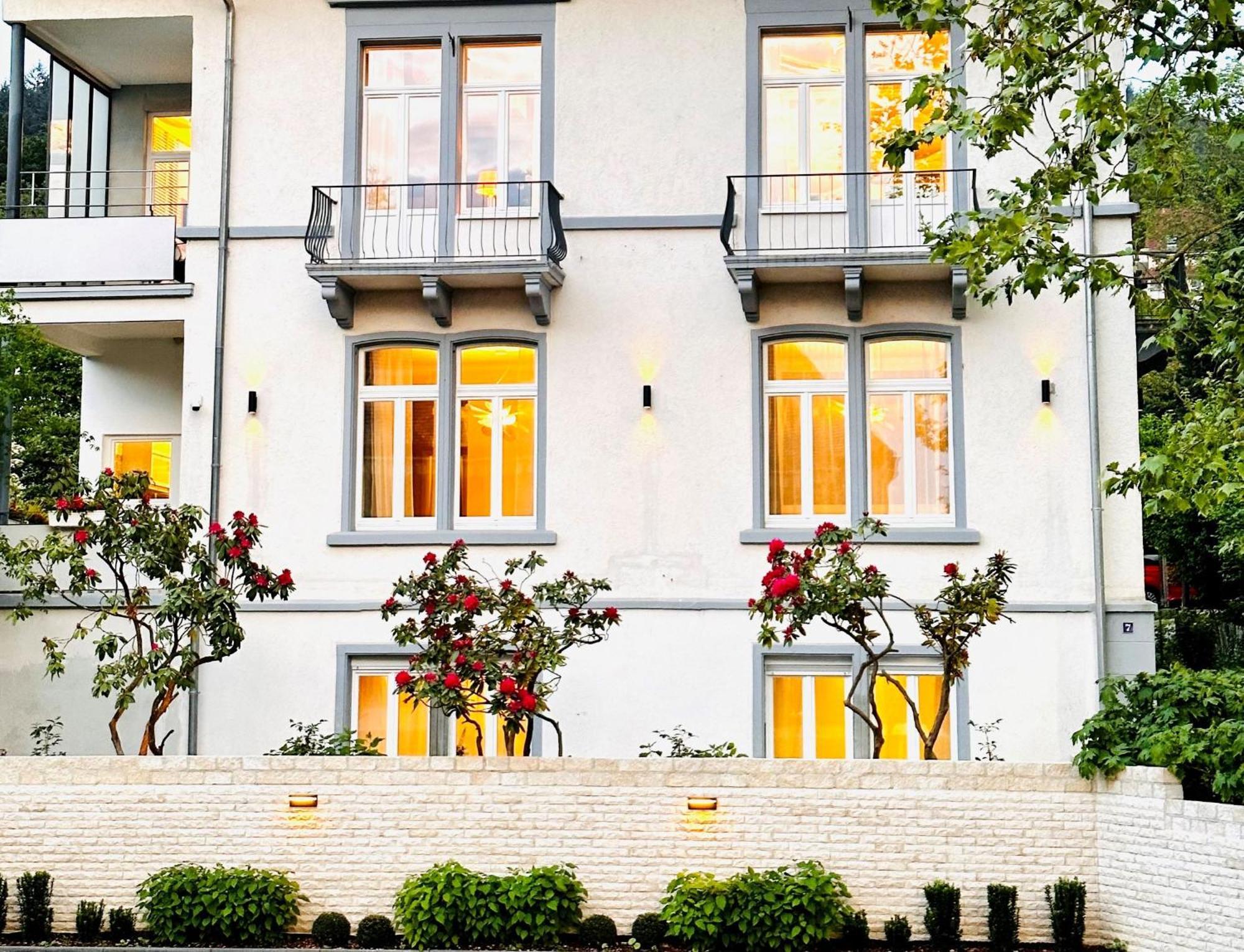 Villa Gloria - Fewo Suite バーデンヴァイラー エクステリア 写真